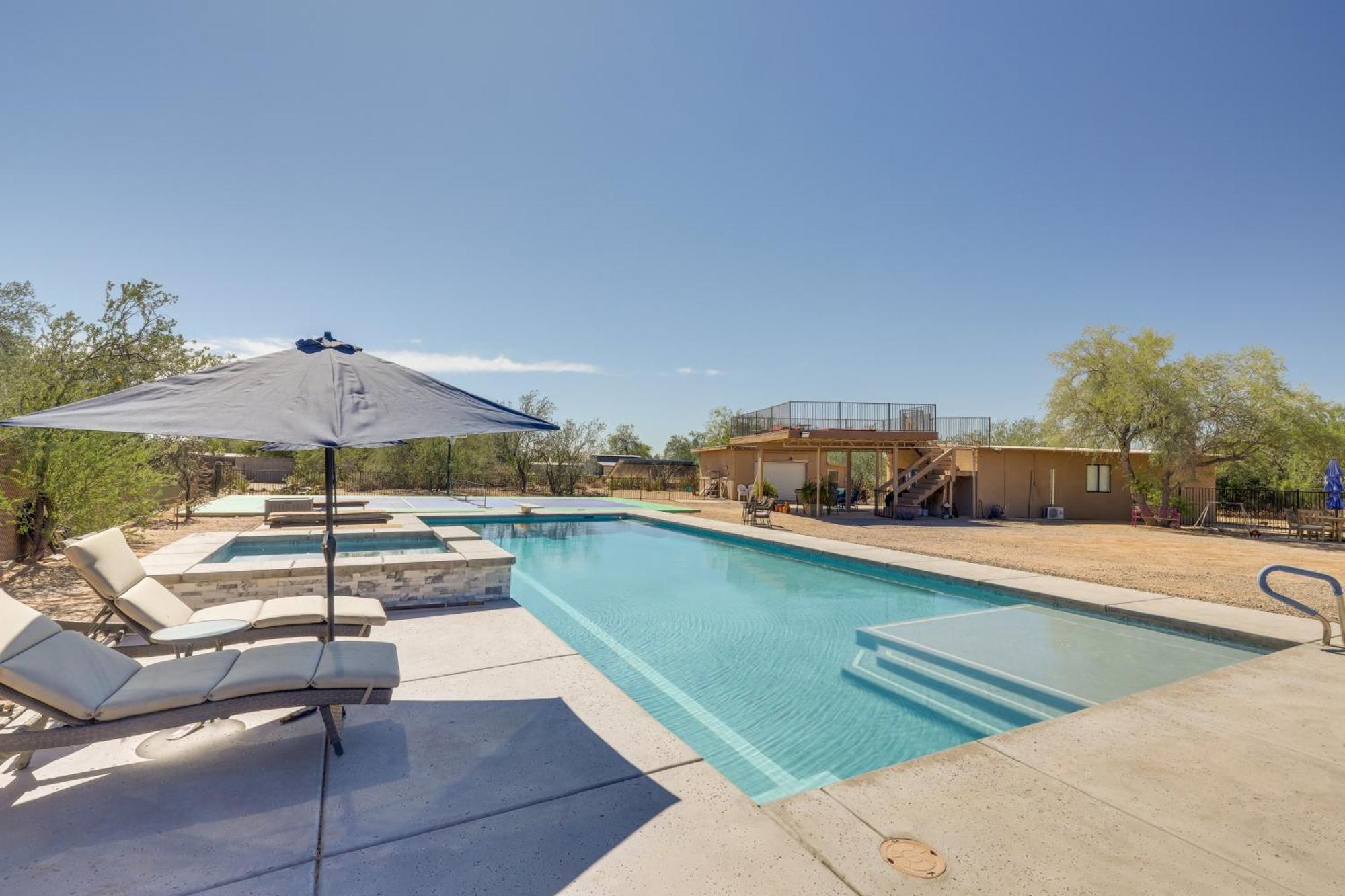 Oro Valley Retreat With Pool, Spa And Rooftop Views! Kültér fotó
